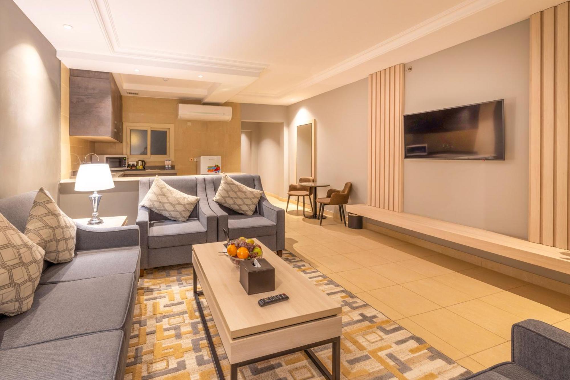 Enala Hotel Apartments- Tabuk Zewnętrze zdjęcie