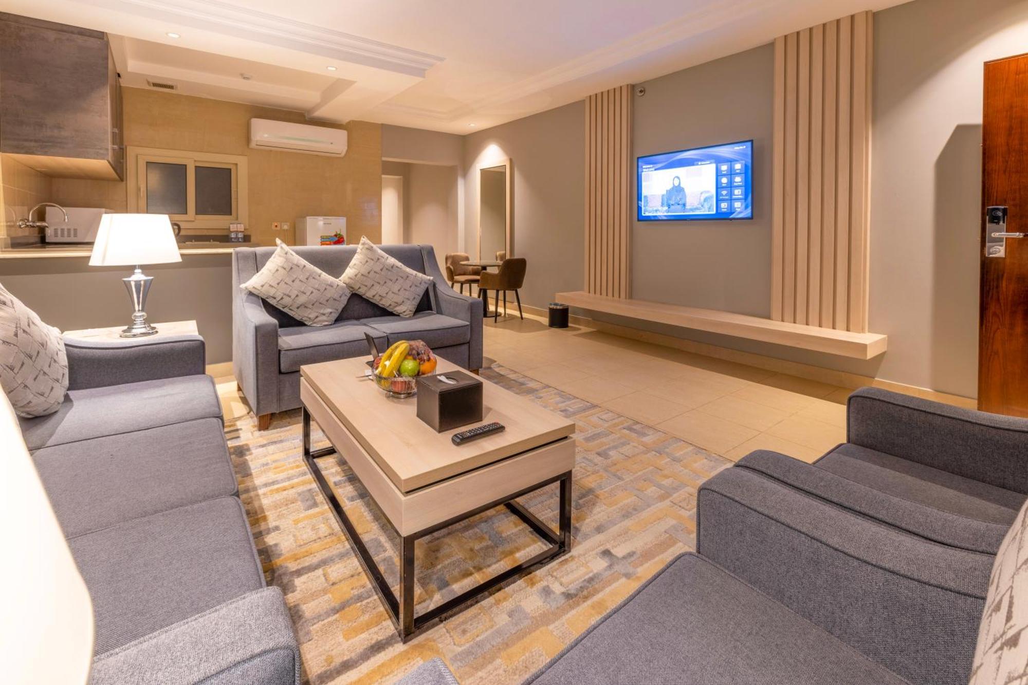 Enala Hotel Apartments- Tabuk Zewnętrze zdjęcie